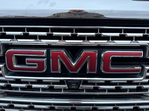 Used 2020 GMC Sierra 2500 Denali w/ Denali Ultimate Package AWD/4WD image 29