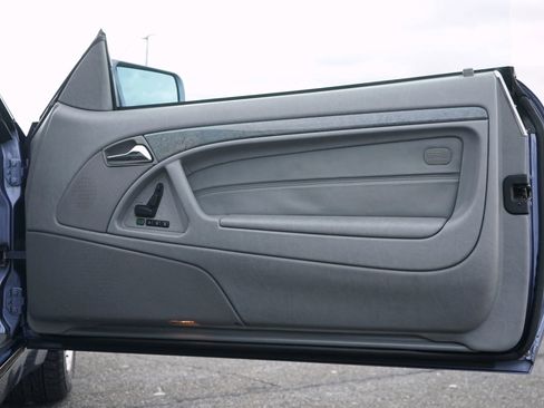 Used 1997 Mercedes-Benz SL 320 SL 320 Roadster 2D image 31