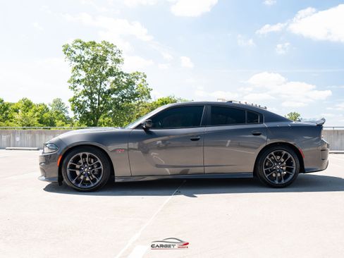 Used 2023 Dodge Charger Scat Pack w/ Plus Group RWD image 4