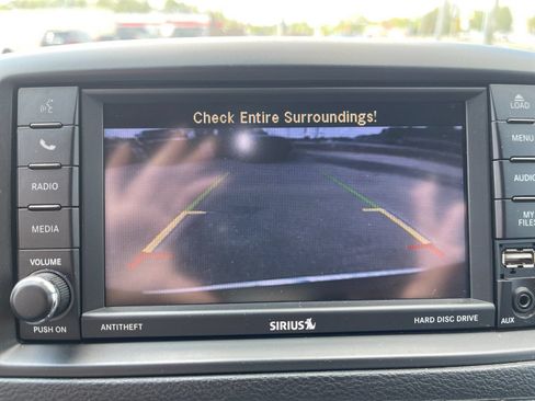 Used 2019 Dodge Grand Caravan GT FWD image 23