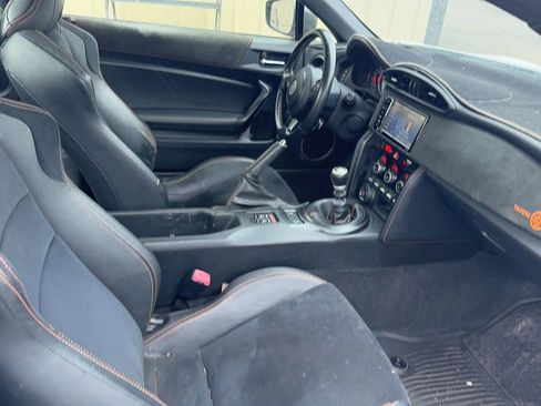 Used 2017 Toyota 86 860 Special Edition image 5