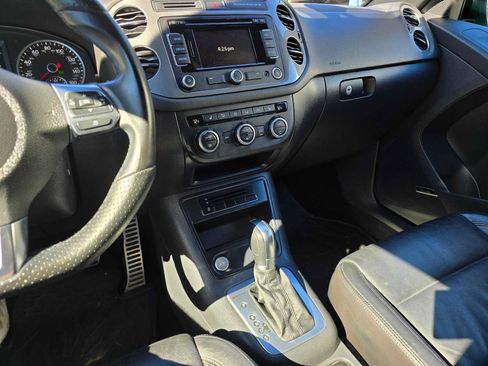Used 2014 Volkswagen Tiguan R-Line AWD/4WD image 25