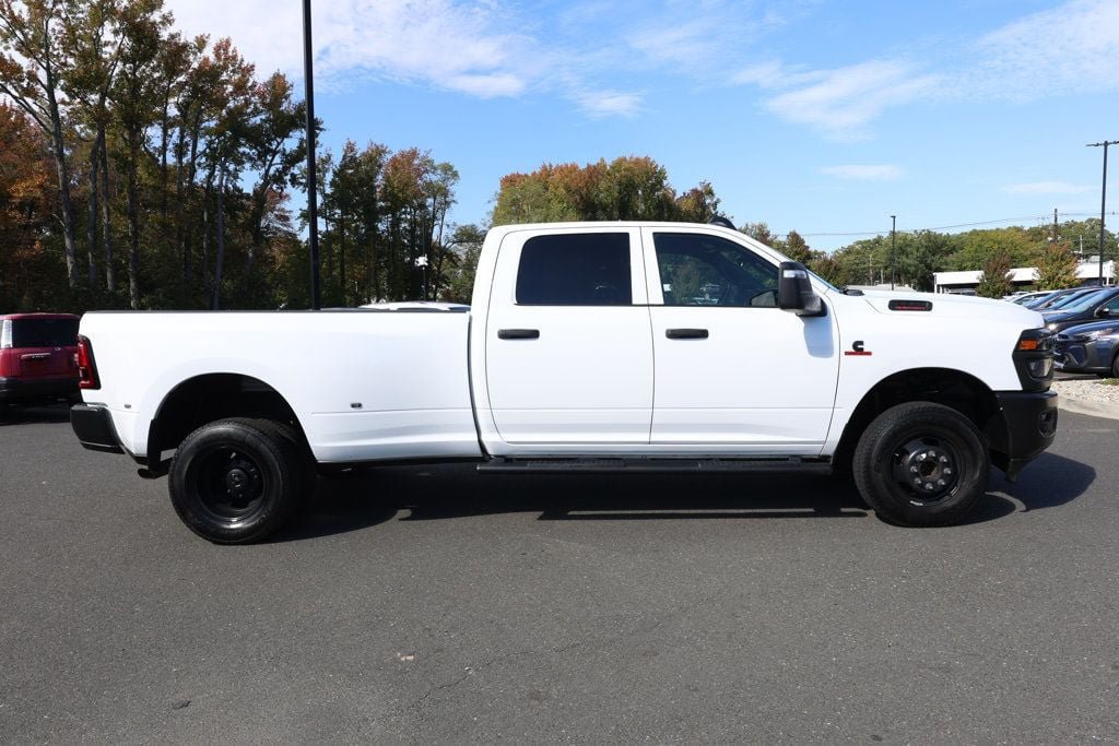 Used 2026 RAM 3500 Tradesman AWD/4WD image 6