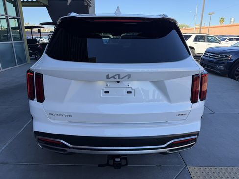 Used 2023 Kia Sorento SX Prestige image 13