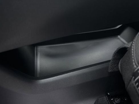 New 2026 Chevrolet Equinox LT w/ Safety and Technology Package AWD/4WD image 26