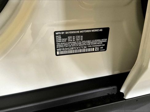 Used 2026 BMW i5 eDrive40 image 18