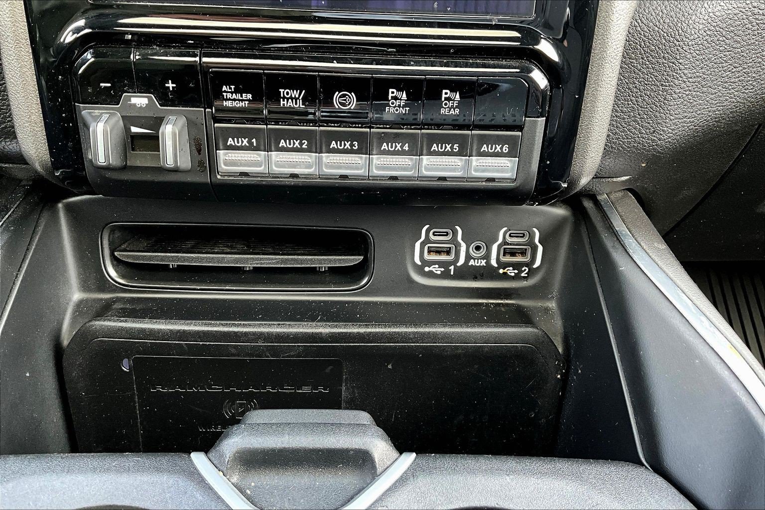 Used 2020 RAM 3500 Laramie AWD/4WD image 30