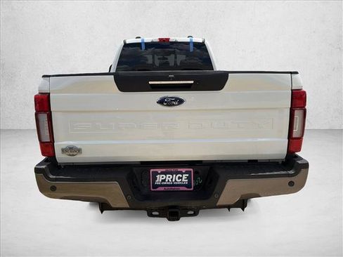 Used 2022 Ford F250 King Ranch w/ King Ranch Ultimate Package AWD/4WD image 4