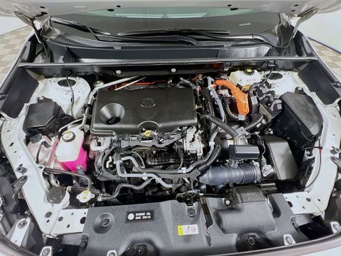 Used 2021 Toyota RAV4 XLE Premium image 31