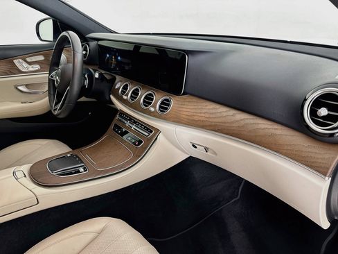 Used 2022 Mercedes-Benz E 350 Sedan image 32