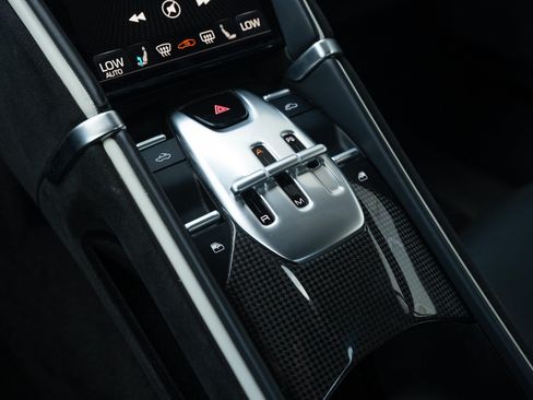 Used 2024 Ferrari Roma Spider RWD image 52