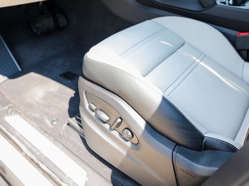 Certified 2026 Porsche Cayenne Coupe AWD/4WD image 14