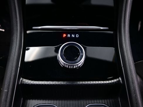 Used 2024 Jeep Grand Cherokee Altitude AWD/4WD image 25