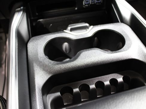 Used 2024 RAM 2500 Laramie w/ Night Edition image 29