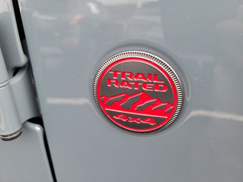 Used 2024 Jeep Wrangler Unlimited Rubicon image 7