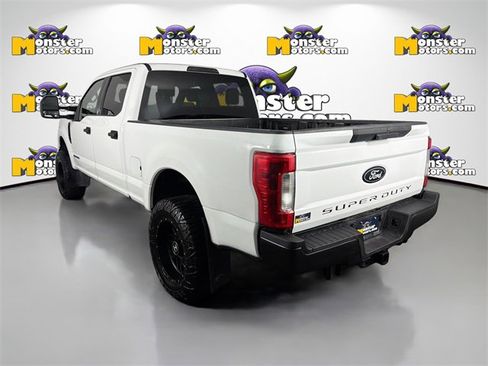 Used 2019 Ford F250 XLT image 7