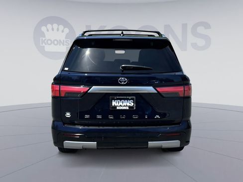 Used 2024 Toyota Sequoia Capstone AWD/4WD image 15