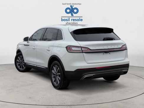 Used 2021 Lincoln Nautilus AWD image 5