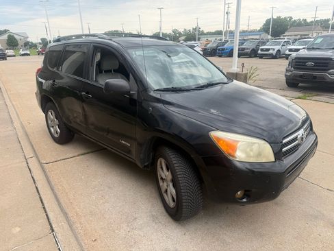 Used 2007 Toyota RAV4 Limited AWD/4WD image 8