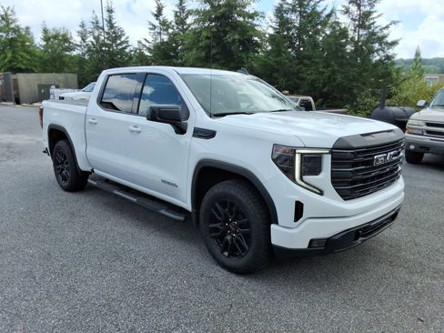 Certified 2024 GMC Sierra 1500 Elevation AWD/4WD image 3