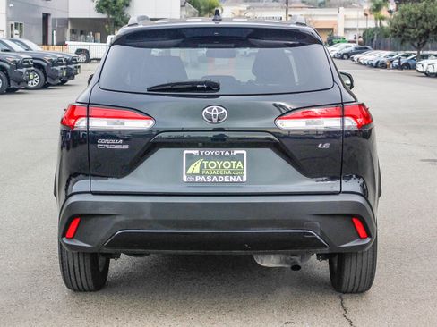Used 2023 Toyota Corolla Cross LE image 7