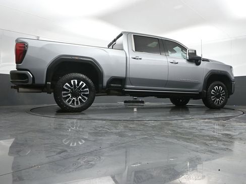 Used 2024 GMC Sierra 3500 Denali Ultimate image 48
