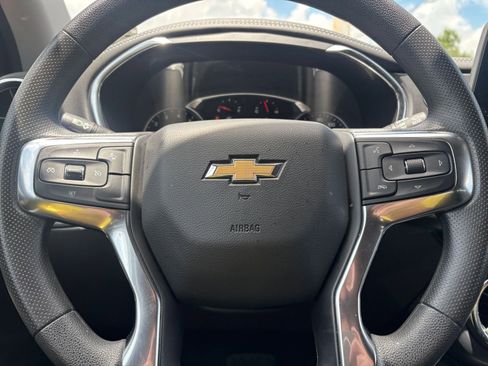 Used 2025 Chevrolet Blazer LT FWD image 29