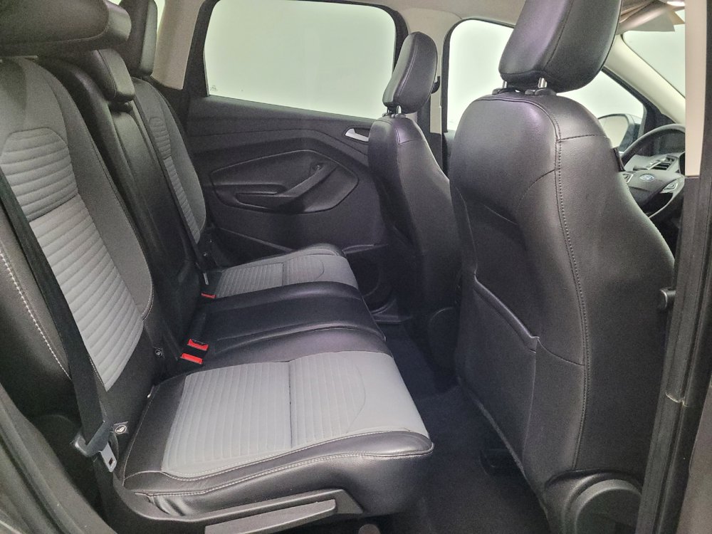Used 2018 Ford Escape SE w/ SE Sport Appearance Package FWD image 19