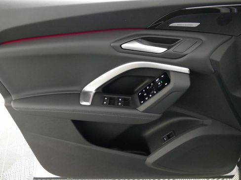 New 2025 Audi Q5 Premium Plus image 10