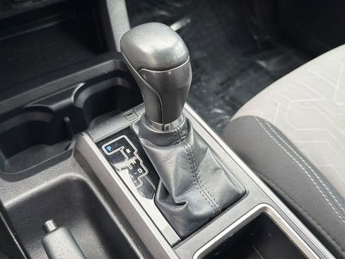 Used 2023 Toyota Tacoma TRD Off-Road image 12