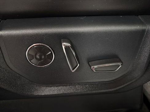 Used 2021 Ford F350 Platinum AWD/4WD image 40