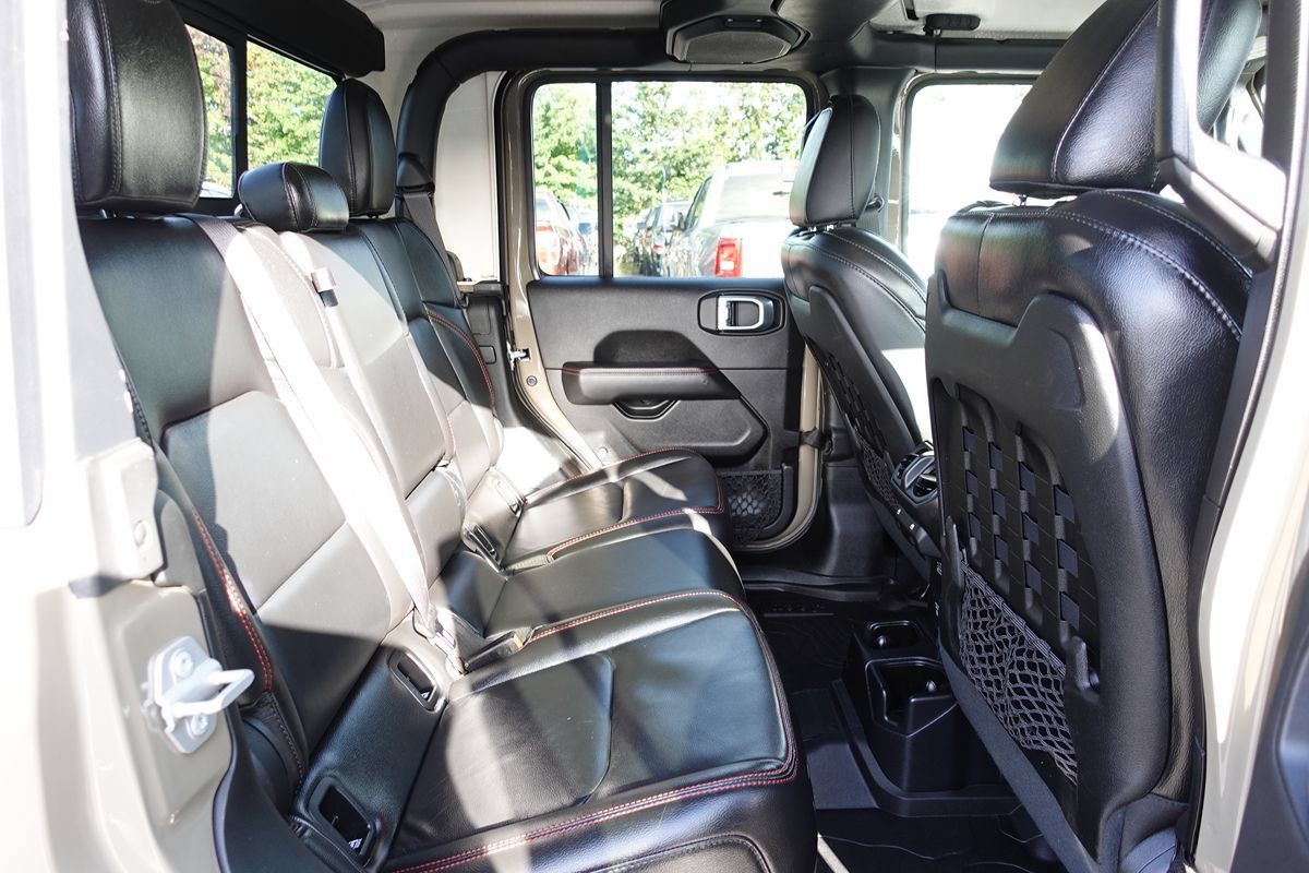 Used 2020 Jeep Gladiator Rubicon AWD/4WD image 29