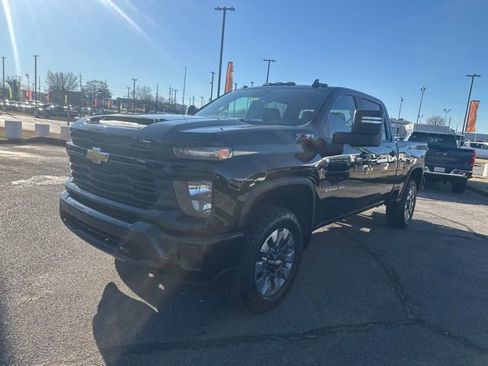 New 2026 Chevrolet Silverado 2500 Custom w/ Custom Value Package AWD/4WD image 7
