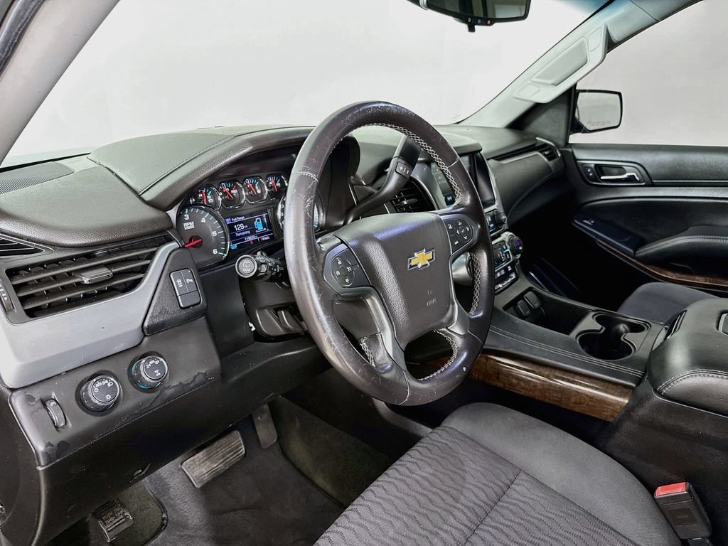 Used 2018 Chevrolet Suburban LS AWD/4WD image 10