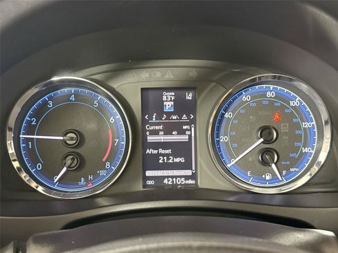 Used 2017 Toyota Corolla XLE w/ Carpet Mat Package (TMS) FWD image 20