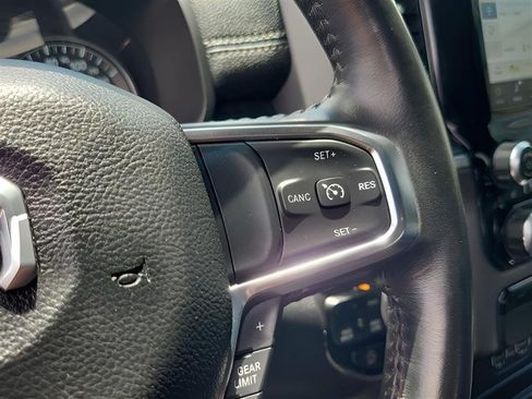 Used 2024 RAM 1500 Laramie AWD/4WD image 20