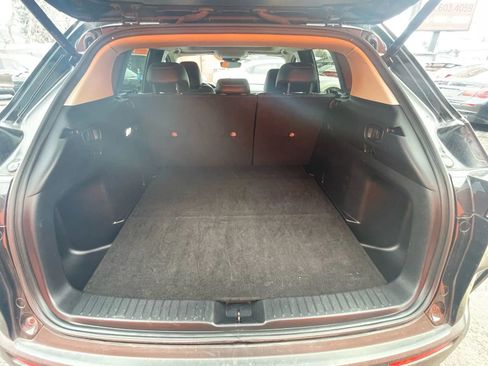 Used 2023 MAZDA CX-50 2.5 S w/ Preferred Plus Pkg image 6