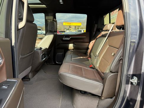 Used 2024 GMC Sierra 1500 Denali w/ Denali Reserve Package image 20