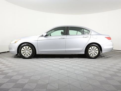 Used 2009 Honda Accord LX image 7