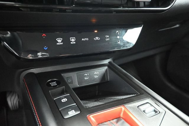 Certified 2025 Nissan Kicks SR AWD/4WD image 18