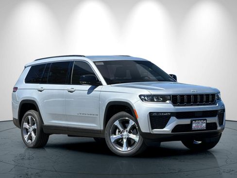 New 2026 Jeep Grand Cherokee L Limited AWD/4WD image 2