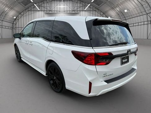 Used 2025 Honda Odyssey Sport-L image 8