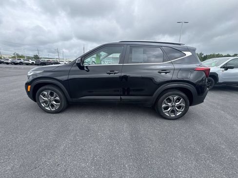Used 2024 Kia Seltos S AWD/4WD image 5