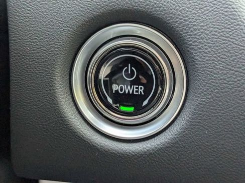 Certified 2024 Cadillac Lyriq Luxury AWD/4WD image 31