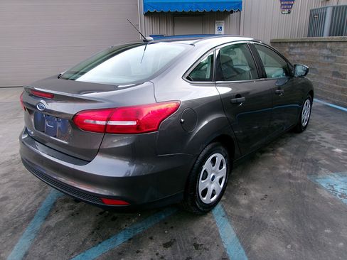 Used 2018 Ford Focus S image 8