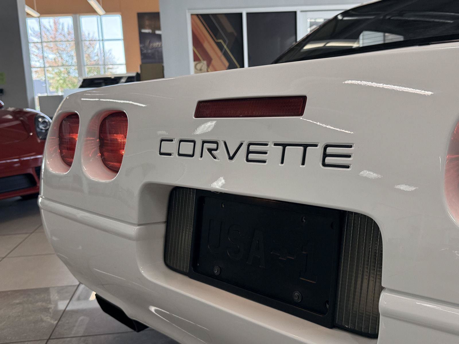 Used 1993 Chevrolet Corvette Convertible RWD image 21