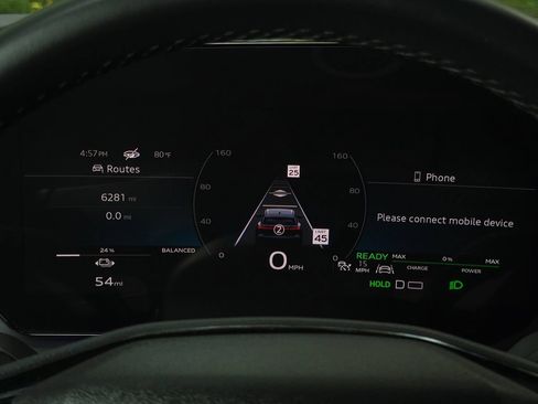 Used 2025 Audi Q6 e-tron Premium Plus w/ Premium Plus AWD/4WD image 32