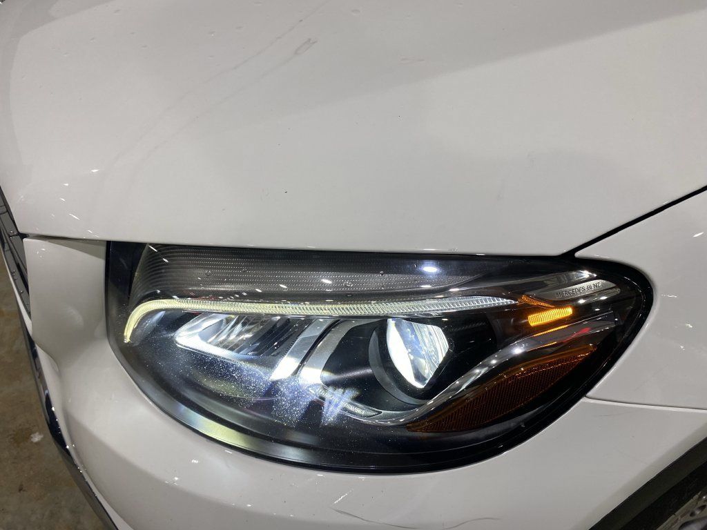 Used 2019 Mercedes-Benz GLC 300 image 20