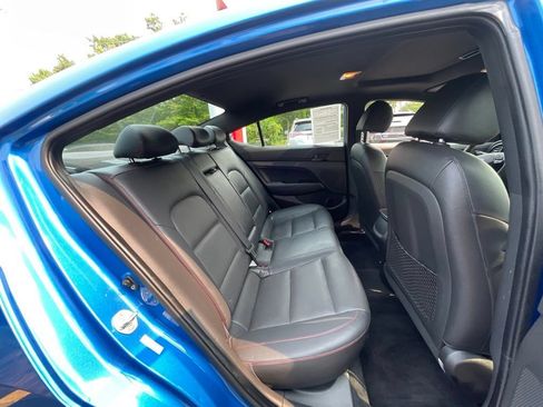 Used 2017 Hyundai Elantra Sport w/ Sport Premium Package 06 FWD image 21