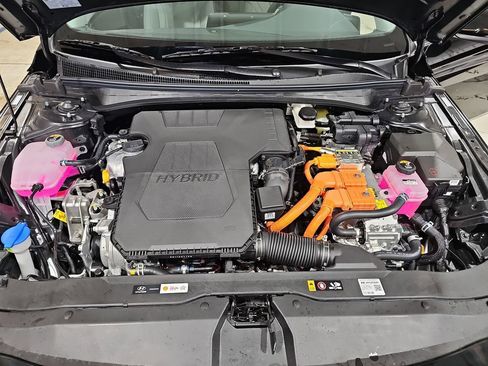 New 2026 Hyundai Elantra Limited image 29